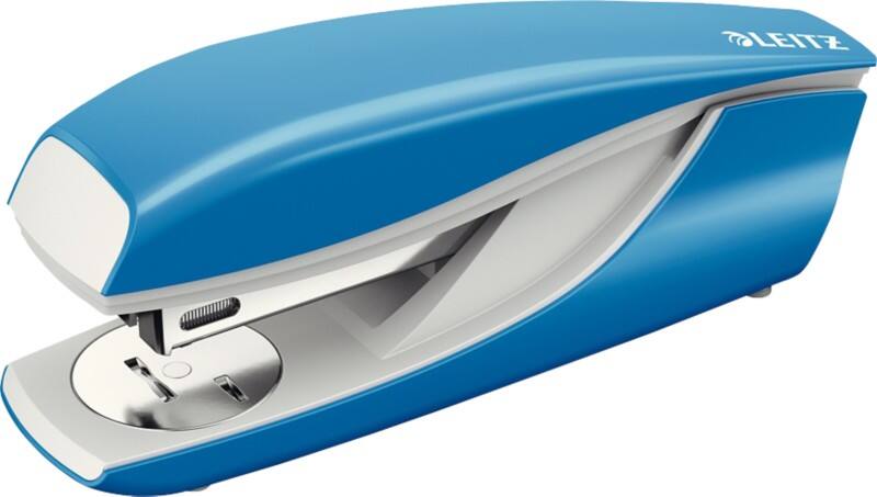 Leitz NeXXt Heftgerät 5502 Halbstreifen 30 Blatt Hellblau 24/6, 26/6 Metall