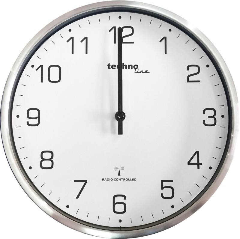 TechnoLine Funk-Wanduhr WT8900 33 x 4,8 cm Silber