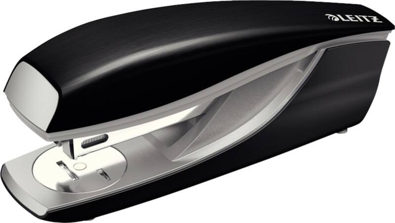 Agrafeuse Leitz NeXXt Style 5562 demi bande noir 30 feuilles 24/6, 26/6 métal